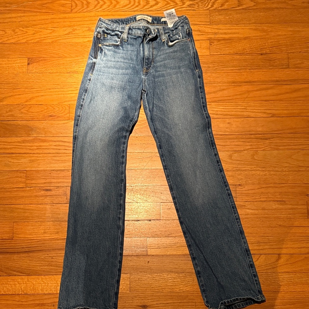 GUESS Size 27 Women’s SEXY Straight Leg Jeans.
